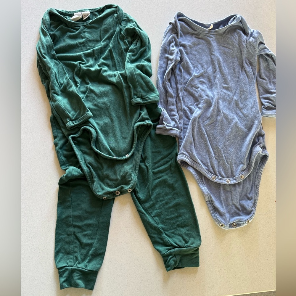 Kyte Baby 12-18 month bundle.